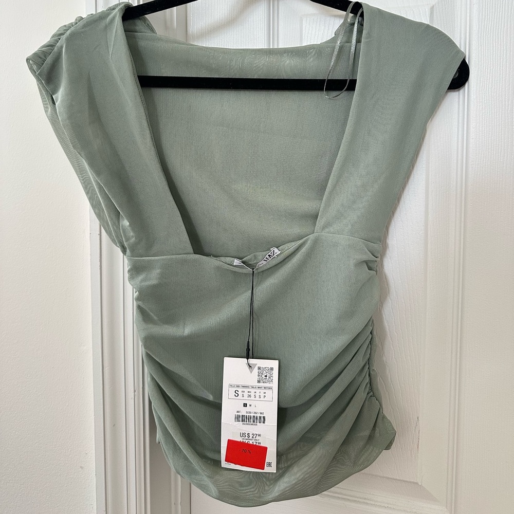 Zara Light Green Gathered Top - Picture 2 of 2